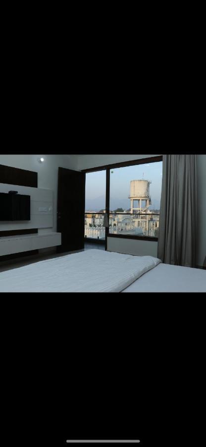 Hotel Temple View Inn Anandpur Sahib Exterior photo