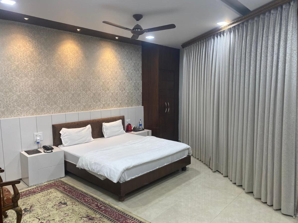 Hotel Temple View Inn Anandpur Sahib Exterior photo