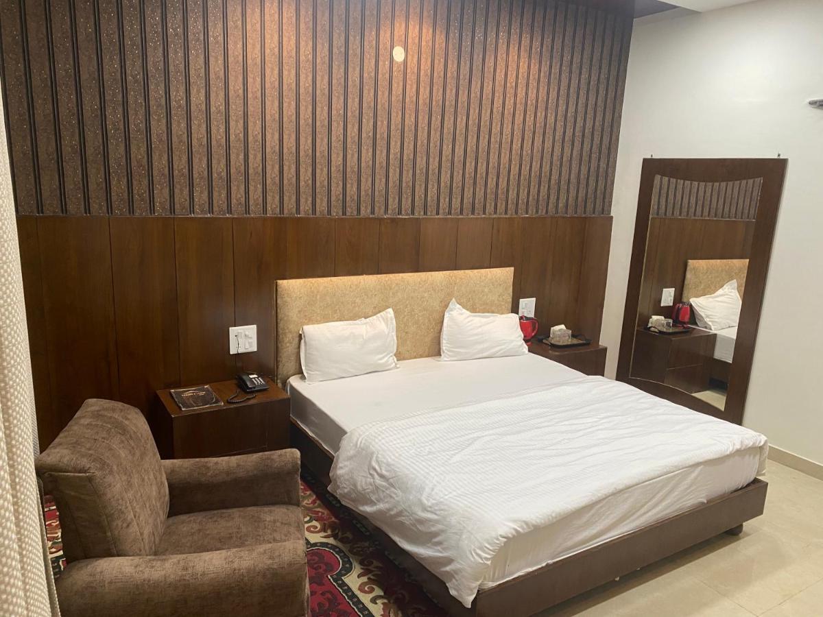 Hotel Temple View Inn Anandpur Sahib Exterior photo