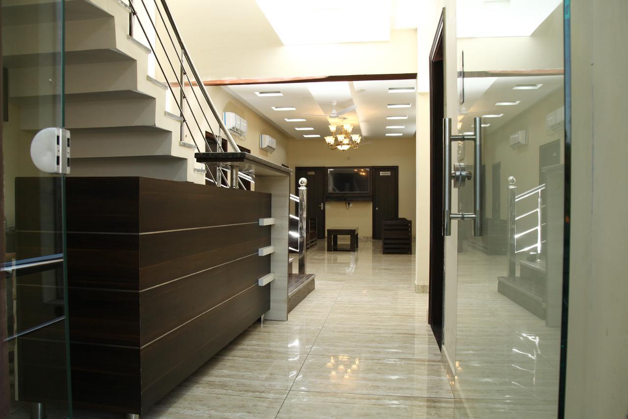 Hotel Temple View Inn Anandpur Sahib Exterior photo