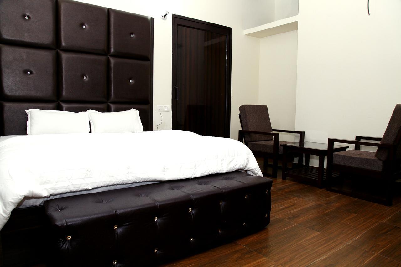 Hotel Temple View Inn Anandpur Sahib Exterior photo