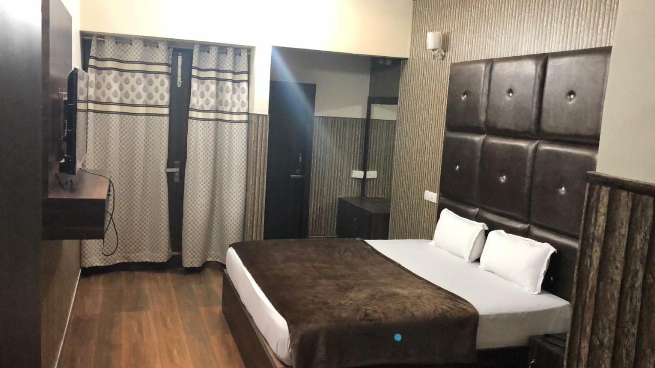 Hotel Temple View Inn Anandpur Sahib Exterior photo