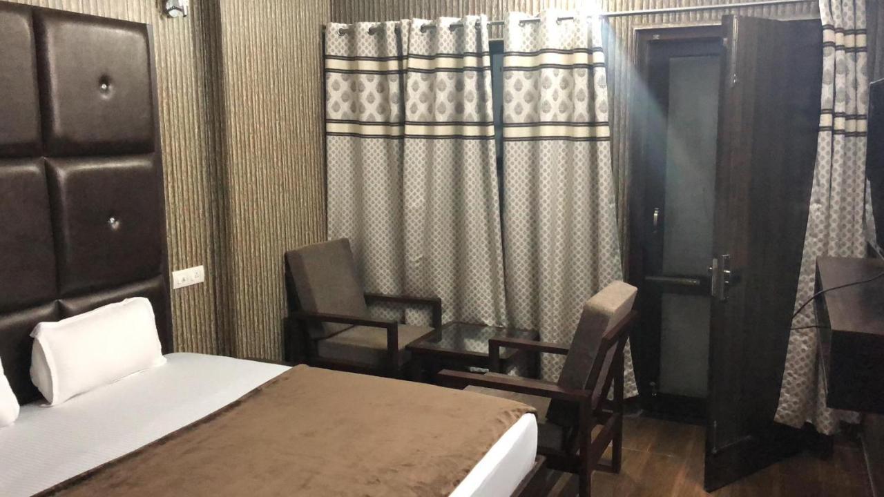 Hotel Temple View Inn Anandpur Sahib Exterior photo